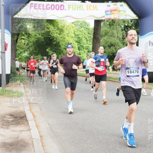 29.06.2025 - hella hamburg halbmarathon MichiJ http://msf.ph/oto/8298493 29.06.2025 10:34:28 Zwischen KM18-KM19 1070, 2138, 6532, 8668, 10208, 10211, 11021, 12277, 13630, 14262, 14449, 16127, 16136, 16466, 16475, 17332, 18211, 18476, 19105 meine-sportfotos.de