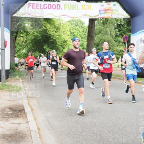 29.06.2025 - hella hamburg halbmarathon MichiJ http://msf.ph/oto/8298570 29.06.2025 10:34:28 Zwischen KM18-KM19 1070, 2138, 6532, 8668, 10208, 10211, 11021, 12277, 13630, 14262, 14449, 16127, 16136, 16466, 16475, 17332, 18211, 18476, 19105 meine-sportfotos.de