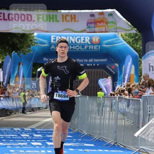 29.06.2025 - hella hamburg halbmarathon Strokosch-Dieckow http://msf.ph/oto/8298757 29.06.2025 10:17:21 Ziel 18694 meine-sportfotos.de