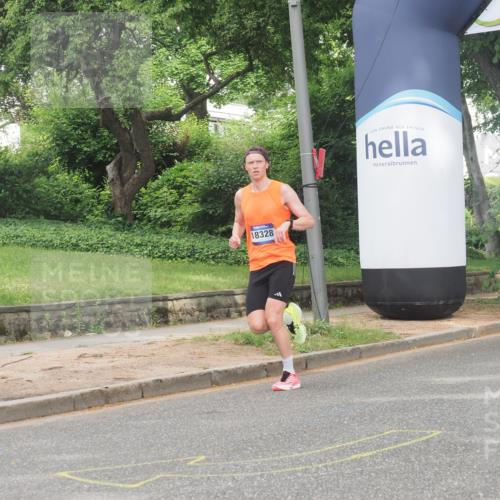 29.06.2025 - hella hamburg halbmarathon KatJ http://msf.ph/oto/8299145 29.06.2025 10:13:51 Zwischen KM18-KM19  meine-sportfotos.de