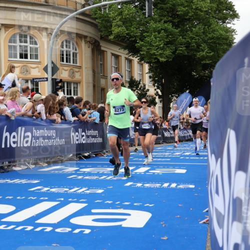 29.06.2025 - hella hamburg halbmarathon Strokosch-Dieckow http://msf.ph/oto/8299190 29.06.2025 10:53:13 Ziel 1683, 2074, 2111, 2354, 4065, 7312, 7383, 8273, 8361, 9142, 11844, 12490, 12875, 15179, 15681, 16929, 16986, 18901 meine-sportfotos.de