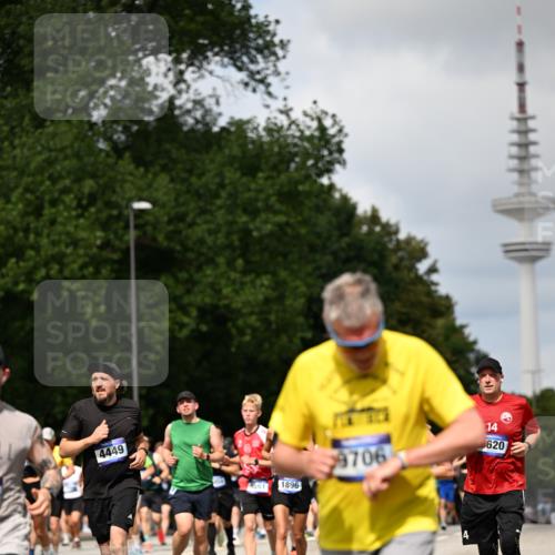 29.06.2025 - hella hamburg halbmarathon Dr. Thomas Lammeyer http://msf.ph/oto/8299209 29.06.2025 10:37:50 Kennedybrücke 1189, 1275, 1896, 2342, 2526, 2776, 3264, 3340, 3345, 3812, 3848, 4361, 4433, 4449, 4807, 5075, 5141, 5557, 5561, 5584, 5821, 5822, 5887, 6364, 6515, 6516, 6956, 6999, 7027, 7308, 7309, 7633, 7653, 7982, 8157, 8349, 8375, 8377, 8383, 8401, 8620, 8891, 9234, 9258, 9438, 9591, 9706, 9799, 9995, 10800, 11092, 11111, 11237, 11260 meine-sportfotos.de