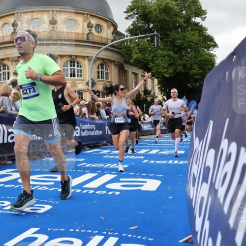 29.06.2025 - hella hamburg halbmarathon Strokosch-Dieckow http://msf.ph/oto/8299256 29.06.2025 10:53:14 Ziel 1683, 2074, 2111, 2354, 4065, 7312, 7383, 8273, 8361, 9142, 11844, 12490, 12875, 15179, 15681, 15838, 16929, 16986, 18134, 18901 meine-sportfotos.de