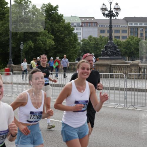 29.06.2025 - hella hamburg halbmarathon Jannik Wohlers http://msf.ph/oto/8299285 29.06.2025 10:37:01 Lombardsbrücke 1022, 1276, 1337, 1819, 2016, 2486, 2640, 3633, 4097, 4347, 5146, 5171, 5186, 5560, 5790, 5940, 6821, 6955, 7085, 7124, 7235, 7544, 7777, 7823, 8811, 8843, 9524, 10476, 10762, 10798, 10919, 11183, 11801, 11888, 11980, 12762, 12935, 13077, 13783, 14130, 14282, 14343, 14657, 15084, 16032, 16303, 16582, 16706, 16831, 16837, 17305, 17307, 17355, 17687, 17688, 17965, 18578, 18710, 18903 meine-sportfotos.de
