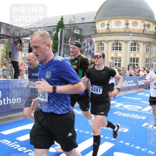 29.06.2025 - hella hamburg halbmarathon Michael Strokosch http://msf.ph/oto/8299454 29.06.2025 10:57:33 Ziel 2236, 3435, 4502, 5015, 5134, 5728, 6281, 6302, 8393, 9727, 12144, 13245, 13394, 15695, 16093, 17758, 17828 meine-sportfotos.de