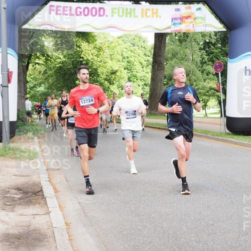29.06.2025 - hella hamburg halbmarathon MichiJ http://msf.ph/oto/8299528 29.06.2025 10:34:32 Zwischen KM18-KM19 2138, 8668, 11021, 12706, 12724, 14062, 14262, 14449, 16127, 16136, 16466, 18476, 18702, 19105, 19127 meine-sportfotos.de
