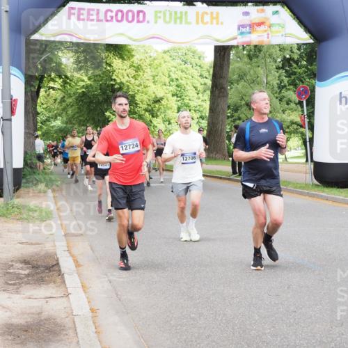 29.06.2025 - hella hamburg halbmarathon MichiJ http://msf.ph/oto/8299556 29.06.2025 10:34:32 Zwischen KM18-KM19 2138, 8668, 11021, 12706, 12724, 14062, 14262, 14449, 16127, 16136, 16466, 18476, 18702, 19105, 19127 meine-sportfotos.de