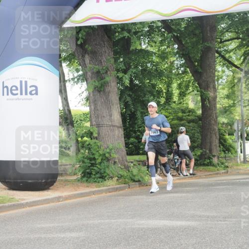 29.06.2025 - hella hamburg halbmarathon KatJ http://msf.ph/oto/8299575 29.06.2025 10:13:56 Zwischen KM18-KM19  meine-sportfotos.de