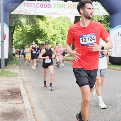 29.06.2025 - hella hamburg halbmarathon MichiJ http://msf.ph/oto/8299947 29.06.2025 10:34:33 Zwischen KM18-KM19 2138, 11021, 12706, 12724, 13303, 14062, 14262, 14449, 14541, 16127, 16136, 16466, 18476, 18702, 19105, 19127 meine-sportfotos.de