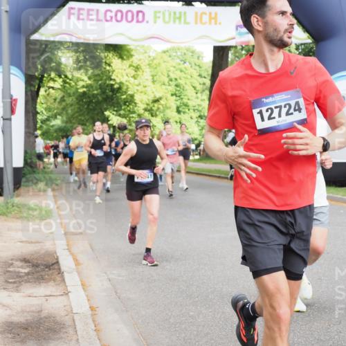 29.06.2025 - hella hamburg halbmarathon MichiJ http://msf.ph/oto/8299998 29.06.2025 10:34:33 Zwischen KM18-KM19 2138, 11021, 12706, 12724, 13303, 14062, 14262, 14449, 14541, 16127, 16136, 16466, 18476, 18702, 19105, 19127 meine-sportfotos.de