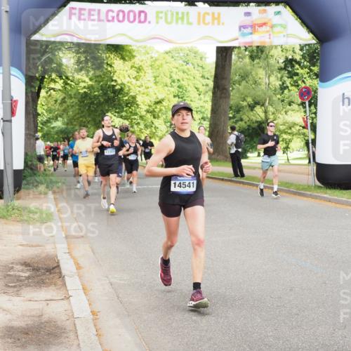 29.06.2025 - hella hamburg halbmarathon MichiJ http://msf.ph/oto/8300055 29.06.2025 10:34:34 Zwischen KM18-KM19 2138, 4497, 11021, 11077, 12706, 12724, 13303, 14062, 14262, 14449, 14541, 16127, 16136, 16466, 18702, 19105, 19127 meine-sportfotos.de
