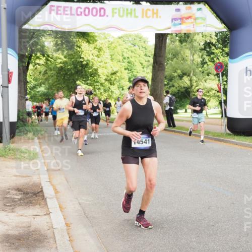 29.06.2025 - hella hamburg halbmarathon MichiJ http://msf.ph/oto/8300084 29.06.2025 10:34:34 Zwischen KM18-KM19 2138, 4497, 11021, 11077, 12706, 12724, 13303, 14062, 14262, 14449, 14541, 16127, 16136, 16466, 18702, 19105, 19127 meine-sportfotos.de