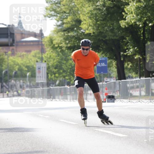29.06.2025 - hella hamburg halbmarathon Jannik Wohlers http://msf.ph/oto/8300132 29.06.2025 08:55:15 Lombardsbrücke  meine-sportfotos.de