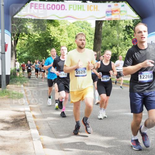 29.06.2025 - hella hamburg halbmarathon MichiJ http://msf.ph/oto/8300229 29.06.2025 10:34:38 Zwischen KM18-KM19 4497, 5528, 7335, 9794, 11077, 12171, 12269, 12706, 12724, 12891, 13303, 14062, 14541, 15825, 17008, 17353, 17865, 18356, 19127 meine-sportfotos.de