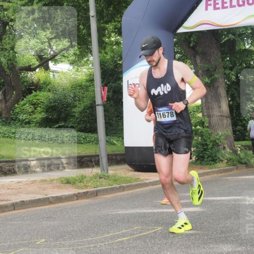 29.06.2025 - hella hamburg halbmarathon KatJ http://msf.ph/oto/8300578 29.06.2025 10:14:01 Zwischen KM18-KM19 7963 meine-sportfotos.de