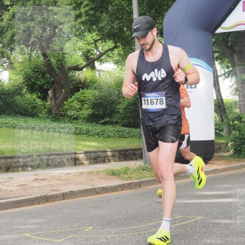 29.06.2025 - hella hamburg halbmarathon KatJ http://msf.ph/oto/8300659 29.06.2025 10:14:01 Zwischen KM18-KM19 7963 meine-sportfotos.de