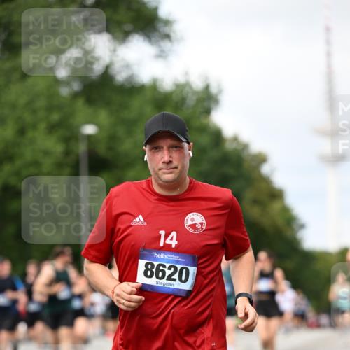 29.06.2025 - hella hamburg halbmarathon Dr. Thomas Lammeyer http://msf.ph/oto/8300865 29.06.2025 10:37:57 Kennedybrücke 1189, 1275, 1896, 2526, 2776, 3264, 3340, 3345, 3848, 4361, 4433, 4449, 4807, 4824, 4826, 5075, 5141, 5557, 5561, 5584, 5821, 5822, 5887, 6364, 6515, 6516, 6956, 7027, 7565, 7633, 7653, 7982, 8157, 8277, 8349, 8375, 8377, 8383, 8401, 8620, 9234, 9258, 9438, 9706, 9799, 9875, 9995, 10048, 10800, 11092, 11111, 11229, 11237, 11260 meine-sportfotos.de