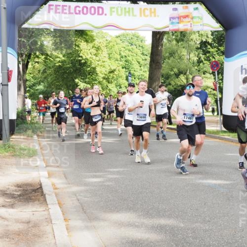 29.06.2025 - hella hamburg halbmarathon MichiJ http://msf.ph/oto/8300933 29.06.2025 10:34:41 Zwischen KM18-KM19 3087, 4497, 5528, 5889, 6691, 7335, 8142, 8981, 9794, 11077, 11858, 12171, 12269, 12891, 13303, 13698, 14045, 14541, 15157, 15451, 15825, 17008, 17353, 17461, 17865, 18356 meine-sportfotos.de