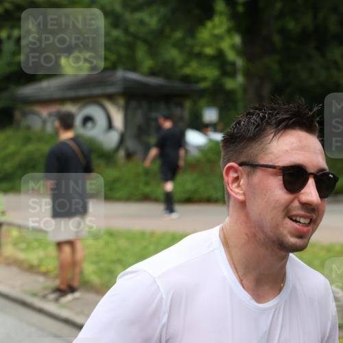 29.06.2025 - hella hamburg halbmarathon Yannick Fuchs http://msf.ph/oto/8301099 29.06.2025 10:49:52 20KM 1130, 1180, 1193, 2982, 3042, 3048, 3058, 3668, 4951, 5287, 5465, 5672, 6569, 6591, 6924, 7742, 8255, 8311, 8330, 8639, 8863, 9361, 9562, 11039, 11143, 11309, 11554, 11638, 12196, 12515, 13474, 14363, 14461, 15184, 15818, 15884, 16375, 16401, 16434, 16625, 16786, 17468, 17615, 17640, 17642, 18064, 18125, 18212, 18325, 18340, 18495, 18634, 18741, 18746, 18835, 19120, 19152 meine-sportfotos.de