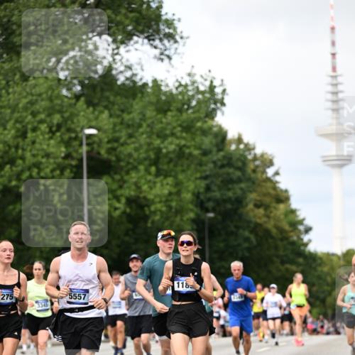 29.06.2025 - hella hamburg halbmarathon Dr. Thomas Lammeyer http://msf.ph/oto/8301139 29.06.2025 10:38:00 Kennedybrücke 1189, 1275, 1896, 2038, 2526, 2776, 2933, 3264, 3340, 3345, 3848, 4361, 4433, 4445, 4449, 4807, 4824, 4826, 5075, 5096, 5141, 5557, 5561, 5566, 5569, 5584, 5821, 5822, 5887, 6364, 6515, 6516, 6956, 7027, 7565, 7633, 7653, 7982, 8157, 8277, 8349, 8375, 8377, 8383, 8401, 8620, 9258, 9438, 9706, 9799, 9875, 9995, 10048, 10071, 10561, 10800, 11092, 11111, 11229, 11237, 11260 meine-sportfotos.de