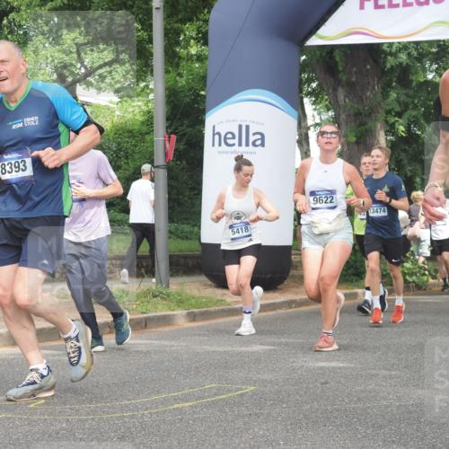 29.06.2025 - hella hamburg halbmarathon KatJ http://msf.ph/oto/8301309 29.06.2025 10:43:20 Zwischen KM18-KM19 3042, 4868, 5418, 6591, 6720, 8255, 8393 meine-sportfotos.de
