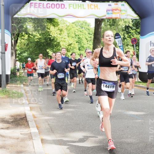 29.06.2025 - hella hamburg halbmarathon MichiJ http://msf.ph/oto/8301381 29.06.2025 10:34:44 Zwischen KM18-KM19 1604, 3087, 5528, 5532, 5889, 6421, 6691, 6978, 7335, 8142, 8482, 8981, 9386, 9786, 11185, 11858, 12171, 12269, 12891, 13698, 14045, 14415, 15157, 15451, 15684, 15825, 17008, 17353, 17461, 17669, 17718, 19209 meine-sportfotos.de