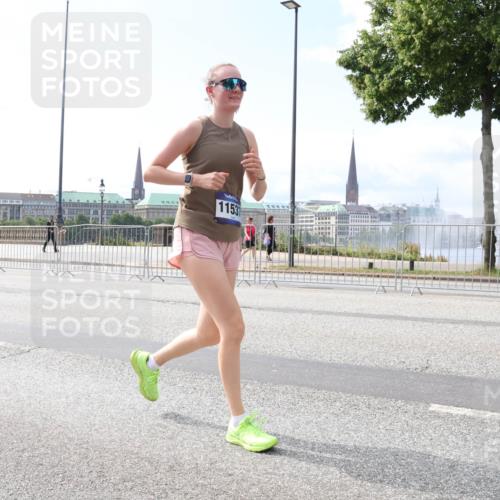 29.06.2025 - hella hamburg halbmarathon Lena Gebhardt http://msf.ph/oto/8301412 29.06.2025 10:12:10 Lombardsbrücke 1062, 1328, 1790, 1850, 1992, 2661, 3363, 3746, 4227, 4453, 4499, 5176, 5379, 5605, 6822, 6871, 6966, 7474, 7571, 9191, 9253, 9254, 9405, 9428, 9705, 10042, 10409, 10685, 11507, 11509, 11525, 11537, 11581, 11917, 12473, 13171, 13177, 13542, 13958, 14060, 14196, 14313, 14384, 14863, 14868, 15137, 15945, 16379, 16976, 17638, 17774, 18261, 18395, 18429, 18655 meine-sportfotos.de