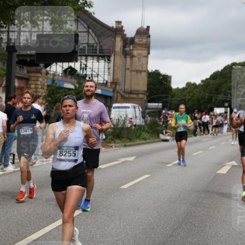 29.06.2025 - hella hamburg halbmarathon Yannick Fuchs http://msf.ph/oto/8301448 29.06.2025 10:49:55 20KM 1130, 1180, 2982, 3042, 3048, 3668, 4951, 5287, 5465, 5672, 5721, 6569, 6591, 6759, 7646, 7742, 8255, 8311, 8330, 8639, 8863, 9361, 9562, 11039, 11143, 11309, 11554, 11638, 12196, 12515, 12858, 13474, 14363, 14461, 15134, 15184, 16043, 16375, 16401, 16434, 16625, 16786, 17468, 17615, 18125, 18212, 18325, 18340, 18495, 18531, 18634, 18741, 18746, 18835, 18966, 19120, 19152 meine-sportfotos.de