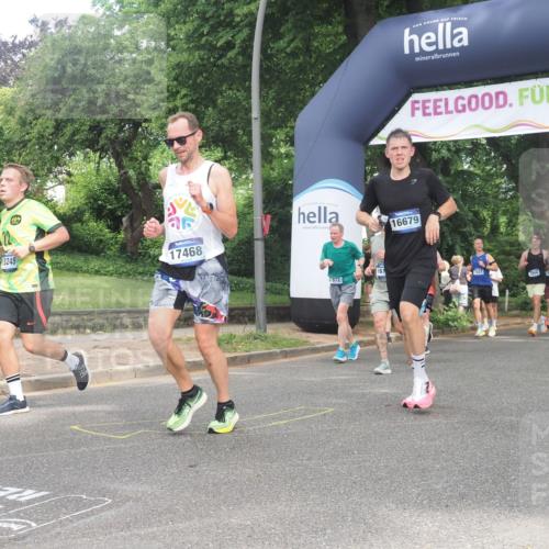 29.06.2025 - hella hamburg halbmarathon KatJ http://msf.ph/oto/8301484 29.06.2025 10:43:22 Zwischen KM18-KM19 3042, 4152, 5418, 6591, 7037, 8255, 8393 meine-sportfotos.de