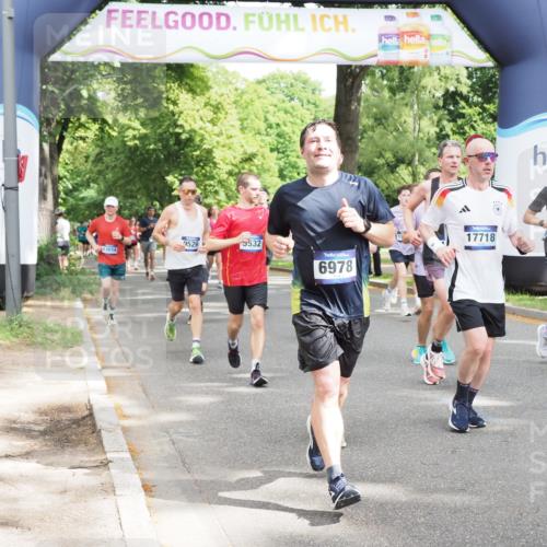 29.06.2025 - hella hamburg halbmarathon MichiJ http://msf.ph/oto/8301531 29.06.2025 10:34:45 Zwischen KM18-KM19 1604, 3087, 5459, 5532, 5889, 6421, 6691, 6978, 8142, 8482, 8981, 9386, 9529, 9786, 11185, 11858, 12171, 12891, 13698, 13728, 14045, 14415, 15157, 15451, 15611, 15684, 15741, 15825, 15973, 17353, 17461, 17669, 17718, 19209 meine-sportfotos.de