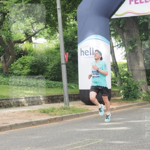 29.06.2025 - hella hamburg halbmarathon KatJ http://msf.ph/oto/8301548 29.06.2025 10:14:05 Zwischen KM18-KM19 7963 meine-sportfotos.de