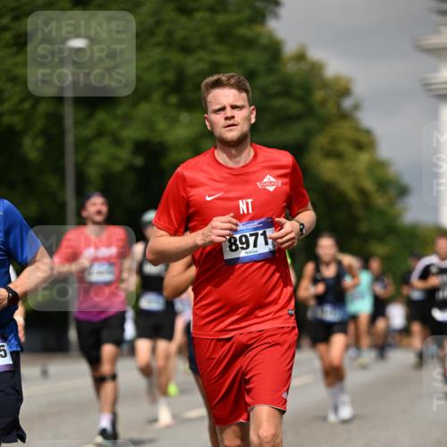 29.06.2025 - hella hamburg halbmarathon Dr. Thomas Lammeyer http://msf.ph/oto/8301586 29.06.2025 10:16:24 Kennedybrücke 1249, 1610, 1785, 1850, 1851, 2963, 2964, 3182, 3248, 3262, 3363, 4453, 5150, 5166, 5176, 6822, 6871, 7014, 7907, 8206, 8207, 8917, 8971, 9428, 10067, 10402, 10685, 11025 meine-sportfotos.de
