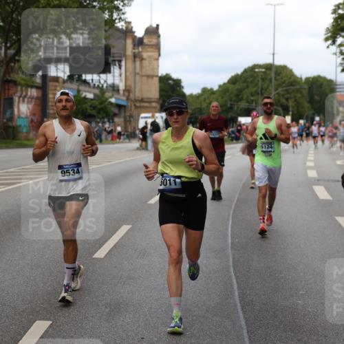 29.06.2025 - hella hamburg halbmarathon Yannick Fuchs http://msf.ph/oto/8301591 29.06.2025 10:37:33 20KM 1353, 1675, 1735, 2653, 4229, 4318, 5011, 5124, 5477, 7026, 7508, 7635, 9364, 9371, 9534, 10099, 10237, 10251, 11177, 12153, 12723, 12776, 13398, 13746, 13807, 14201, 14210, 14226, 14484, 14560, 14849, 15255, 15328, 15706, 15851, 15921, 16314, 16338, 17733, 18004, 18274, 18304, 18449, 18659, 18987, 19009, 19038, 19229 meine-sportfotos.de