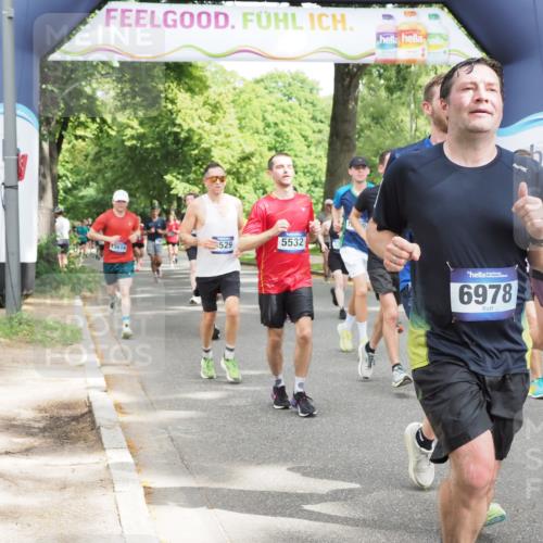 29.06.2025 - hella hamburg halbmarathon MichiJ http://msf.ph/oto/8301644 29.06.2025 10:34:45 Zwischen KM18-KM19 1604, 3087, 5459, 5532, 5889, 6421, 6691, 6978, 8142, 8482, 8981, 9386, 9529, 9786, 11185, 11858, 12171, 12891, 13698, 13728, 14045, 14415, 15157, 15451, 15611, 15684, 15741, 15825, 15973, 17353, 17461, 17669, 17718, 19209 meine-sportfotos.de