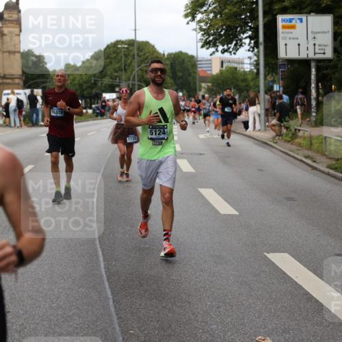 29.06.2025 - hella hamburg halbmarathon Yannick Fuchs http://msf.ph/oto/8301817 29.06.2025 10:37:34 20KM 1675, 1735, 2653, 4080, 4229, 4318, 5011, 5124, 5477, 7026, 7508, 7635, 9364, 9534, 10099, 10237, 10251, 11177, 12153, 12723, 12776, 13398, 13746, 13807, 14201, 14210, 14226, 14484, 14849, 15255, 15328, 15706, 15851, 15921, 16314, 16338, 18004, 18274, 18304, 18449, 18659, 18987, 19009, 19038, 19051, 19229 meine-sportfotos.de