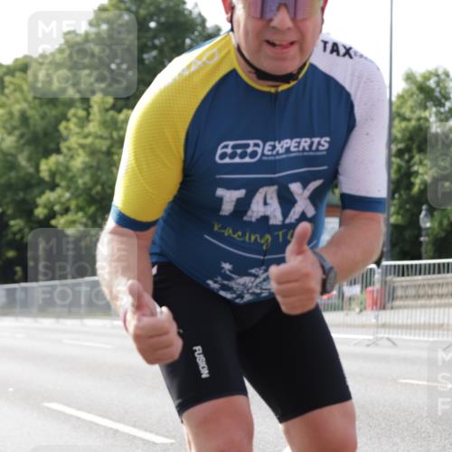 29.06.2025 - hella hamburg halbmarathon Jannik Wohlers http://msf.ph/oto/8301834 29.06.2025 08:56:51 Lombardsbrücke  meine-sportfotos.de