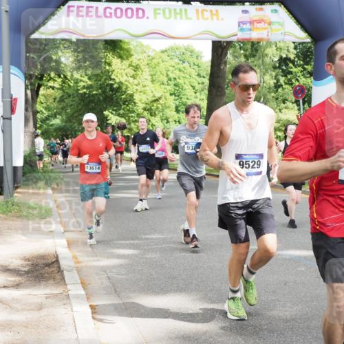29.06.2025 - hella hamburg halbmarathon MichiJ http://msf.ph/oto/8301903 29.06.2025 10:34:47 Zwischen KM18-KM19 1604, 3087, 5459, 5532, 5889, 6421, 6691, 6978, 7908, 8142, 8482, 8981, 9386, 9529, 9786, 11185, 11858, 12651, 13614, 13698, 13728, 14045, 14415, 15149, 15157, 15451, 15611, 15684, 15741, 15973, 17461, 17669, 17718, 19209 meine-sportfotos.de