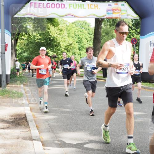 29.06.2025 - hella hamburg halbmarathon MichiJ http://msf.ph/oto/8301924 29.06.2025 10:34:47 Zwischen KM18-KM19 1604, 3087, 5459, 5532, 5889, 6421, 6691, 6978, 7908, 8142, 8482, 8981, 9386, 9529, 9786, 11185, 11858, 12651, 13614, 13698, 13728, 14045, 14415, 15149, 15157, 15451, 15611, 15684, 15741, 15973, 17461, 17669, 17718, 19209 meine-sportfotos.de