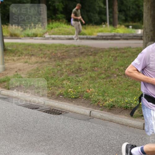 29.06.2025 - hella hamburg halbmarathon Yannick Fuchs http://msf.ph/oto/8302000 29.06.2025 10:37:35 20KM 1675, 1735, 2653, 3697, 4080, 4229, 4318, 5011, 5124, 5477, 7026, 7508, 7635, 9364, 9534, 10099, 10237, 10251, 11177, 12153, 12723, 12776, 13398, 13746, 13807, 14201, 14210, 14226, 14484, 14849, 15255, 15328, 15706, 15851, 15921, 16314, 16338, 18004, 18274, 18304, 18449, 18987, 19009, 19038, 19051, 19229 meine-sportfotos.de
