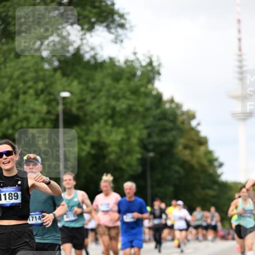 29.06.2025 - hella hamburg halbmarathon Dr. Thomas Lammeyer http://msf.ph/oto/8302081 29.06.2025 10:38:02 Kennedybrücke 1189, 1275, 1764, 1896, 2038, 2526, 2776, 2933, 3264, 3340, 3345, 3848, 4361, 4433, 4445, 4449, 4807, 4824, 4826, 5075, 5096, 5141, 5557, 5561, 5566, 5569, 5584, 5821, 5822, 5887, 6364, 6515, 6516, 6956, 7027, 7565, 7633, 7653, 7982, 8157, 8277, 8349, 8375, 8377, 8383, 8401, 8620, 9258, 9438, 9706, 9799, 9875, 9995, 10048, 10071, 10561, 10800, 11111, 11229, 11237, 11260 meine-sportfotos.de
