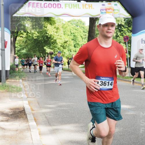 29.06.2025 - hella hamburg halbmarathon MichiJ http://msf.ph/oto/8302218 29.06.2025 10:34:48 Zwischen KM18-KM19 1604, 3087, 5459, 5532, 6421, 6691, 6978, 7599, 7908, 8482, 8981, 9386, 9529, 9786, 11185, 12651, 13614, 13698, 13728, 14045, 14415, 15149, 15451, 15611, 15684, 15741, 15973, 17669, 17718, 19209 meine-sportfotos.de