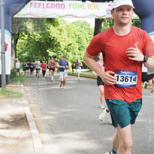 29.06.2025 - hella hamburg halbmarathon MichiJ http://msf.ph/oto/8302239 29.06.2025 10:34:49 Zwischen KM18-KM19 1604, 3087, 5459, 5532, 6421, 6978, 7599, 7908, 7962, 8482, 9386, 9529, 9786, 11185, 12651, 13614, 13728, 14415, 15149, 15611, 15684, 15741, 15973, 17669, 17718, 19209 meine-sportfotos.de