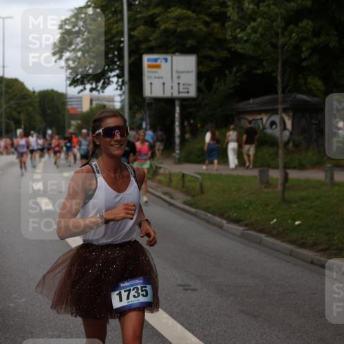 29.06.2025 - hella hamburg halbmarathon Yannick Fuchs http://msf.ph/oto/8302273 29.06.2025 10:37:37 20KM 1735, 2653, 3697, 3928, 4080, 4229, 4318, 5124, 5477, 7026, 7508, 7635, 10099, 10237, 10251, 11177, 12153, 12723, 12776, 13398, 13746, 13807, 14201, 14210, 14484, 14849, 15328, 15706, 15851, 15921, 16314, 16338, 16997, 18004, 18274, 18304, 18449, 18987, 19009, 19038, 19051, 19229 meine-sportfotos.de