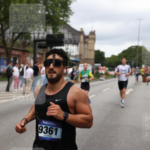 29.06.2025 - hella hamburg halbmarathon Yannick Fuchs http://msf.ph/oto/8302280 29.06.2025 10:49:58 20KM 1130, 1180, 1877, 2378, 2982, 3042, 3048, 4951, 5287, 5465, 5721, 5744, 6759, 7646, 7742, 8255, 8311, 8330, 8639, 8863, 9361, 9562, 9622, 11039, 11143, 11309, 11554, 11638, 12196, 12515, 12858, 13474, 14363, 14461, 15134, 16043, 16375, 16401, 16434, 16625, 16786, 17468, 17615, 18117, 18125, 18212, 18325, 18340, 18495, 18531, 18634, 18741, 18746, 18835, 18966, 19120, 19152 meine-sportfotos.de