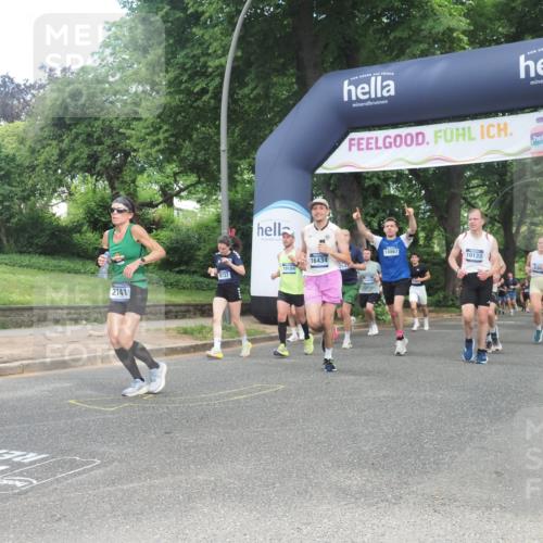 29.06.2025 - hella hamburg halbmarathon KatJ http://msf.ph/oto/8302337 29.06.2025 10:43:28 Zwischen KM18-KM19 1972, 2083, 2741, 2982, 2996, 4152, 4594, 4813, 5418, 7037, 7547 meine-sportfotos.de