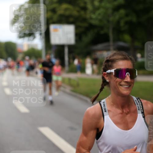 29.06.2025 - hella hamburg halbmarathon Yannick Fuchs http://msf.ph/oto/8302471 29.06.2025 10:37:37 20KM 1735, 2653, 3697, 3928, 4080, 4229, 4318, 5124, 5477, 7026, 7508, 7635, 10099, 10237, 10251, 11177, 12153, 12723, 12776, 13398, 13746, 13807, 14201, 14210, 14484, 14849, 15328, 15706, 15851, 15921, 16314, 16338, 16997, 18004, 18274, 18304, 18449, 18987, 19009, 19038, 19051, 19229 meine-sportfotos.de