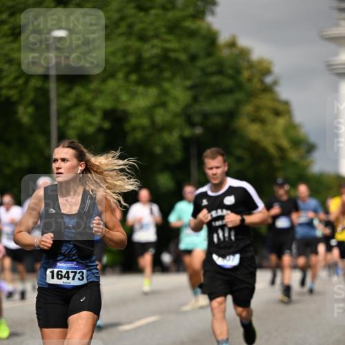 29.06.2025 - hella hamburg halbmarathon Dr. Thomas Lammeyer http://msf.ph/oto/8302499 29.06.2025 10:16:28 Kennedybrücke 1249, 1610, 1785, 1850, 1851, 2963, 2964, 3182, 3248, 3262, 3363, 4453, 4532, 5150, 5166, 5176, 6822, 6871, 7014, 7907, 8917, 8971, 9428, 9705, 10067, 10402, 10409, 10685, 11025 meine-sportfotos.de