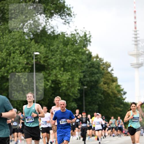 29.06.2025 - hella hamburg halbmarathon Dr. Thomas Lammeyer http://msf.ph/oto/8302580 29.06.2025 10:38:02 Kennedybrücke 1189, 1275, 1764, 1896, 2038, 2526, 2776, 2933, 3264, 3340, 3345, 3848, 4361, 4433, 4445, 4449, 4807, 4824, 4826, 5075, 5096, 5141, 5557, 5561, 5566, 5569, 5584, 5821, 5822, 5887, 6364, 6515, 6516, 6956, 7027, 7565, 7633, 7653, 7982, 8157, 8277, 8349, 8375, 8377, 8383, 8401, 8620, 9258, 9438, 9706, 9799, 9875, 9995, 10048, 10071, 10561, 10800, 11111, 11229, 11237, 11260 meine-sportfotos.de