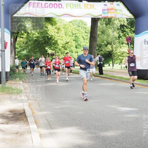 29.06.2025 - hella hamburg halbmarathon MichiJ http://msf.ph/oto/8302596 29.06.2025 10:34:50 Zwischen KM18-KM19 1604, 5459, 5532, 6421, 6978, 7599, 7908, 7962, 8482, 9386, 9529, 9786, 11185, 12651, 13614, 13728, 14415, 15149, 15611, 15684, 15741, 15973, 17669, 17718, 18797, 19209 meine-sportfotos.de