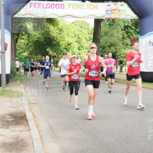 29.06.2025 - hella hamburg halbmarathon MichiJ http://msf.ph/oto/8302785 29.06.2025 10:34:53 Zwischen KM18-KM19 5459, 7599, 7908, 7962, 8852, 9305, 9529, 12651, 13223, 13614, 13728, 14618, 14619, 15149, 15611, 15741, 15973, 17846, 18118, 18797 meine-sportfotos.de
